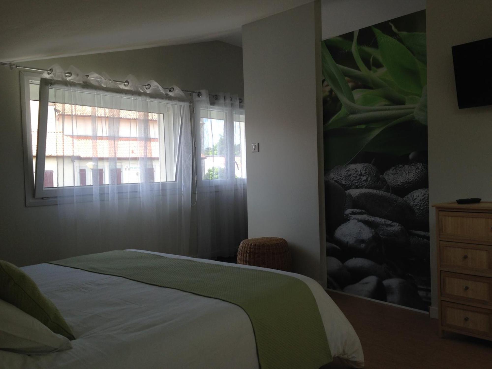 Bed and Breakfast Aux Sources D'Hossegor Сорт-Осгор Номер фото